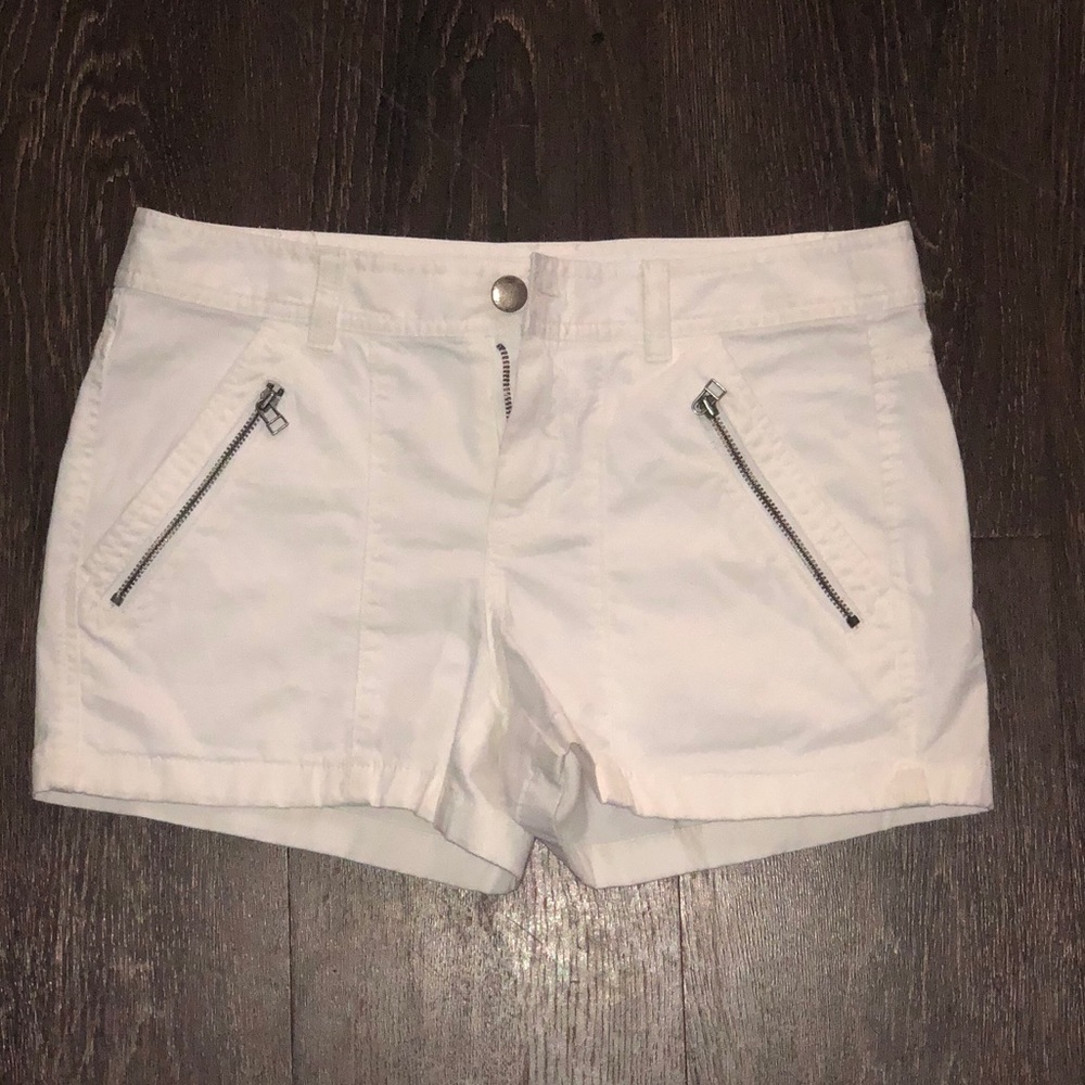 White High Rise Shorts - Picture 3 of 7